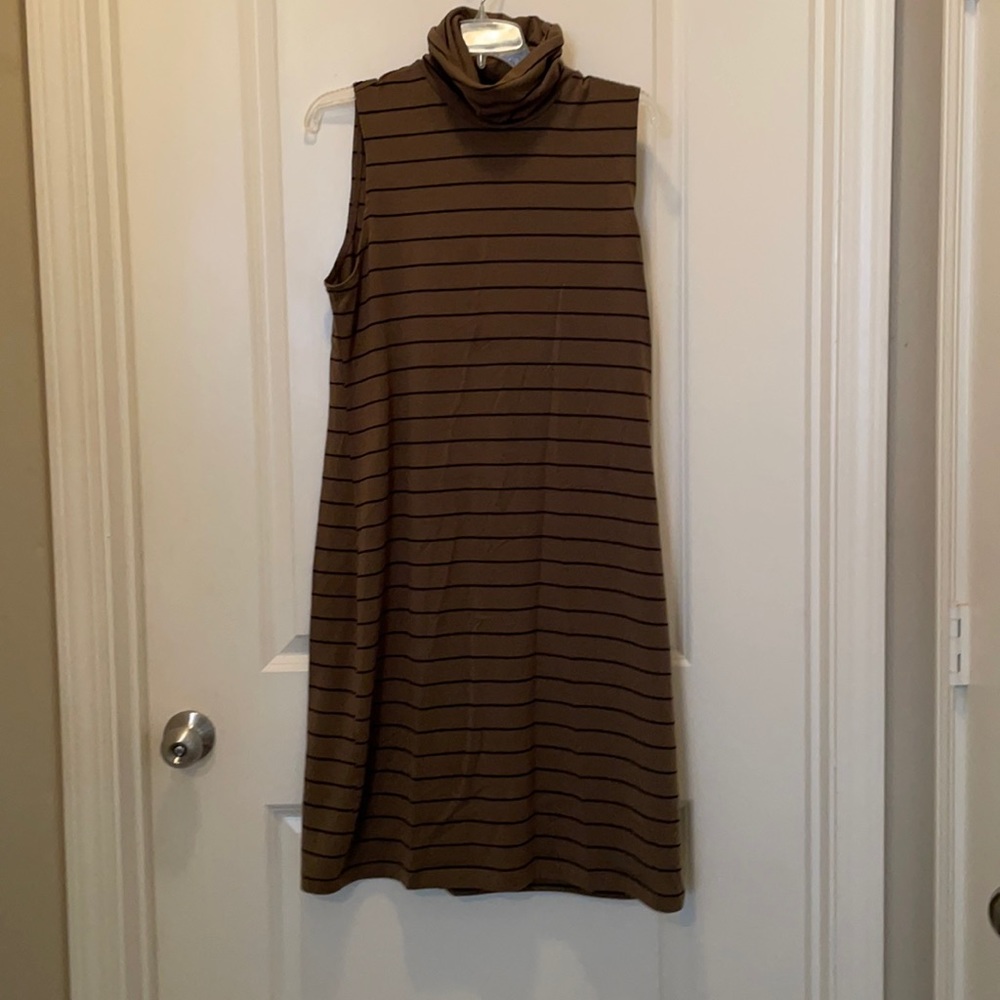 Green dress